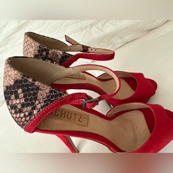 SCHUTZ, Designer Heels, Gorgeous and Sexy, Size 7.5 - Picture 5 of 12